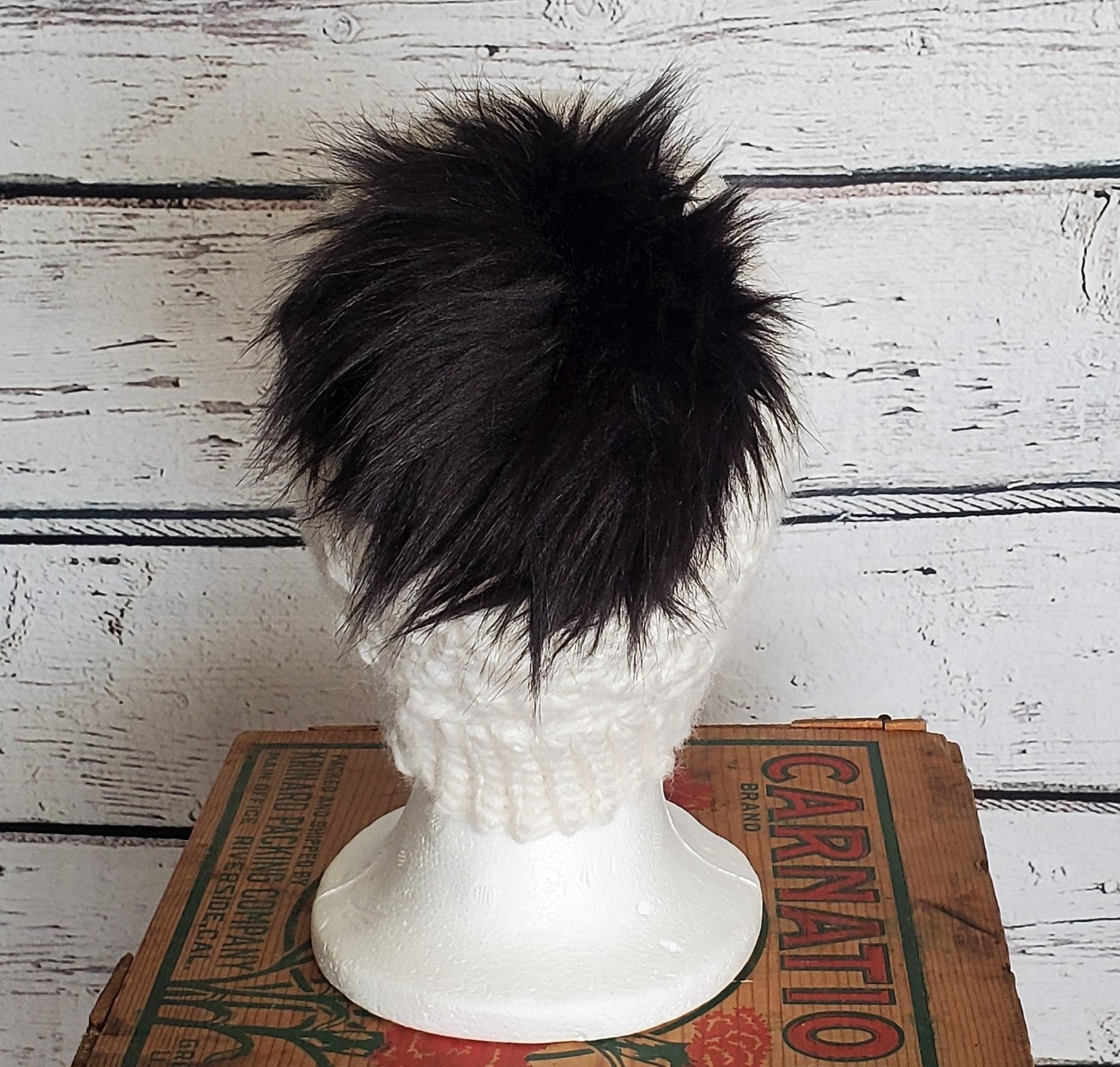 White Alpaca Blend Wool Crochet Hat with Pom - a-Farm-girl-bytess | Handmade Alpaca Wool Winter Hats for Women